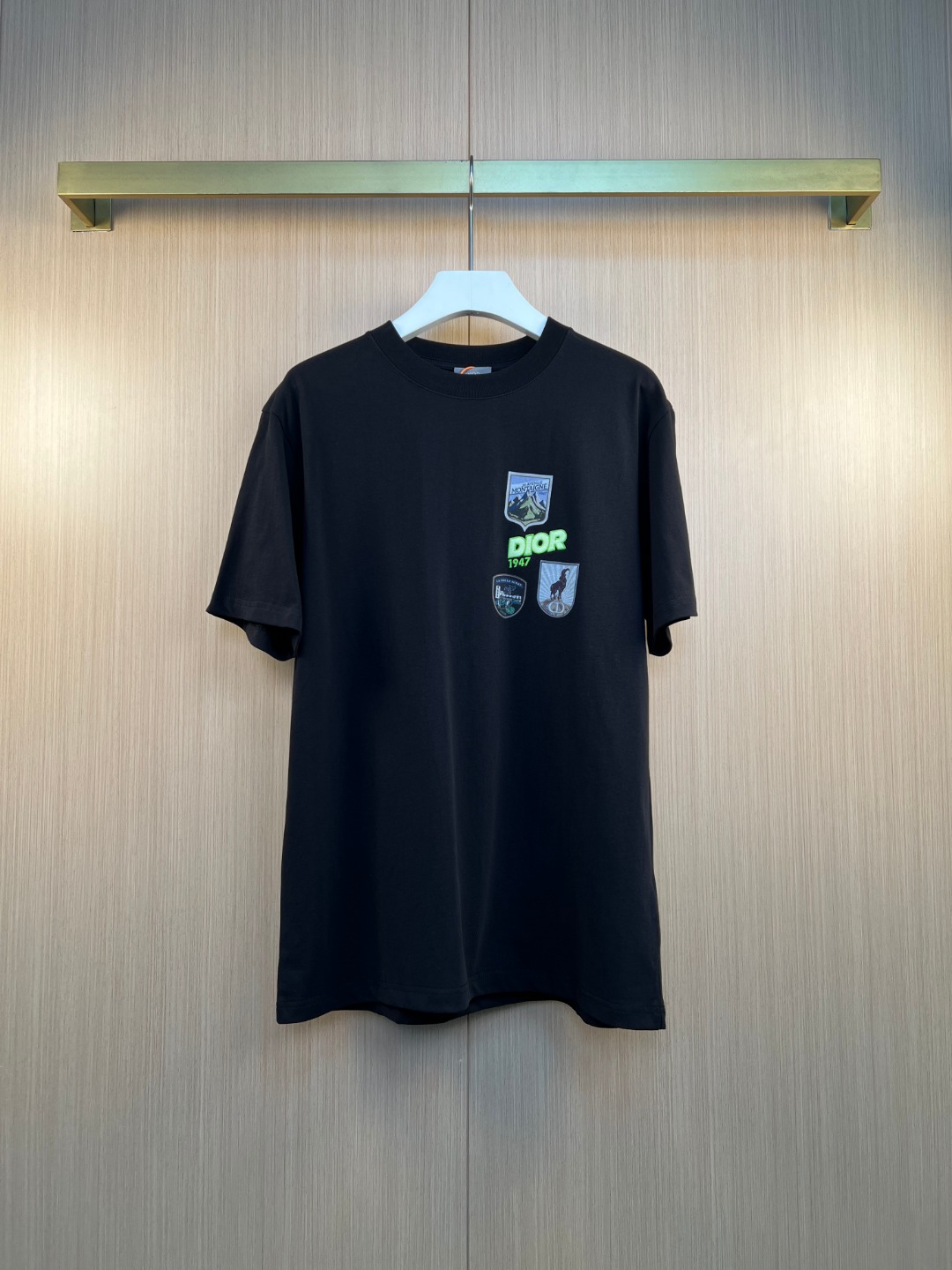 디올(DIOR) 마운틴 멀티 패치 반팔 티셔츠 의류