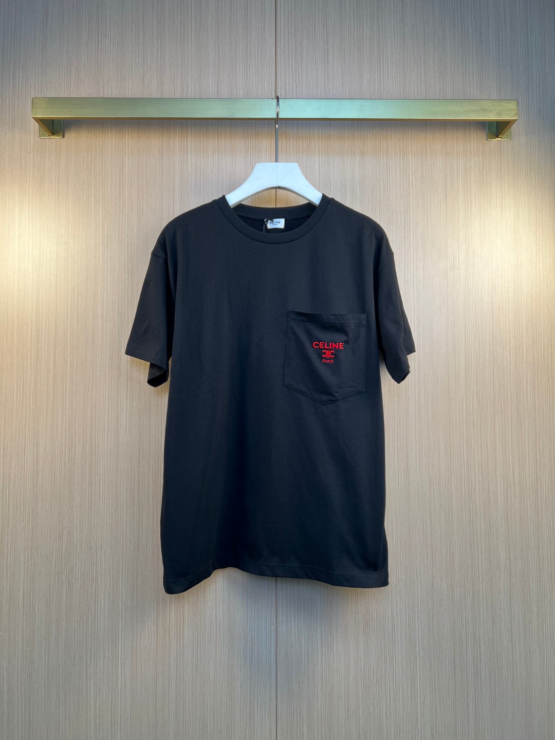 셀린느(CELINE) 트리옹프 포켓 자수 반팔 티셔츠 의류