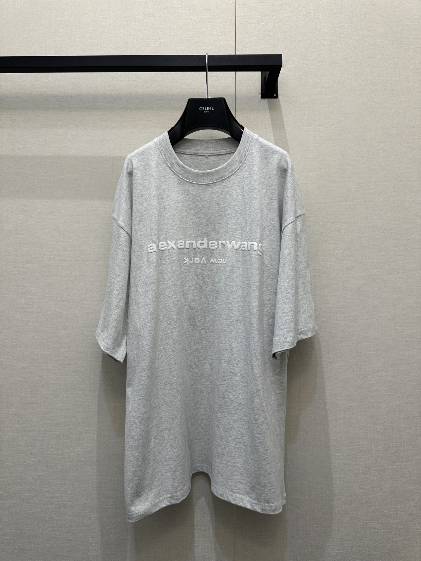 Alexander Wang 알렉산더 왕(AW) 입체 자수 로고 반팔 티셔츠 의류