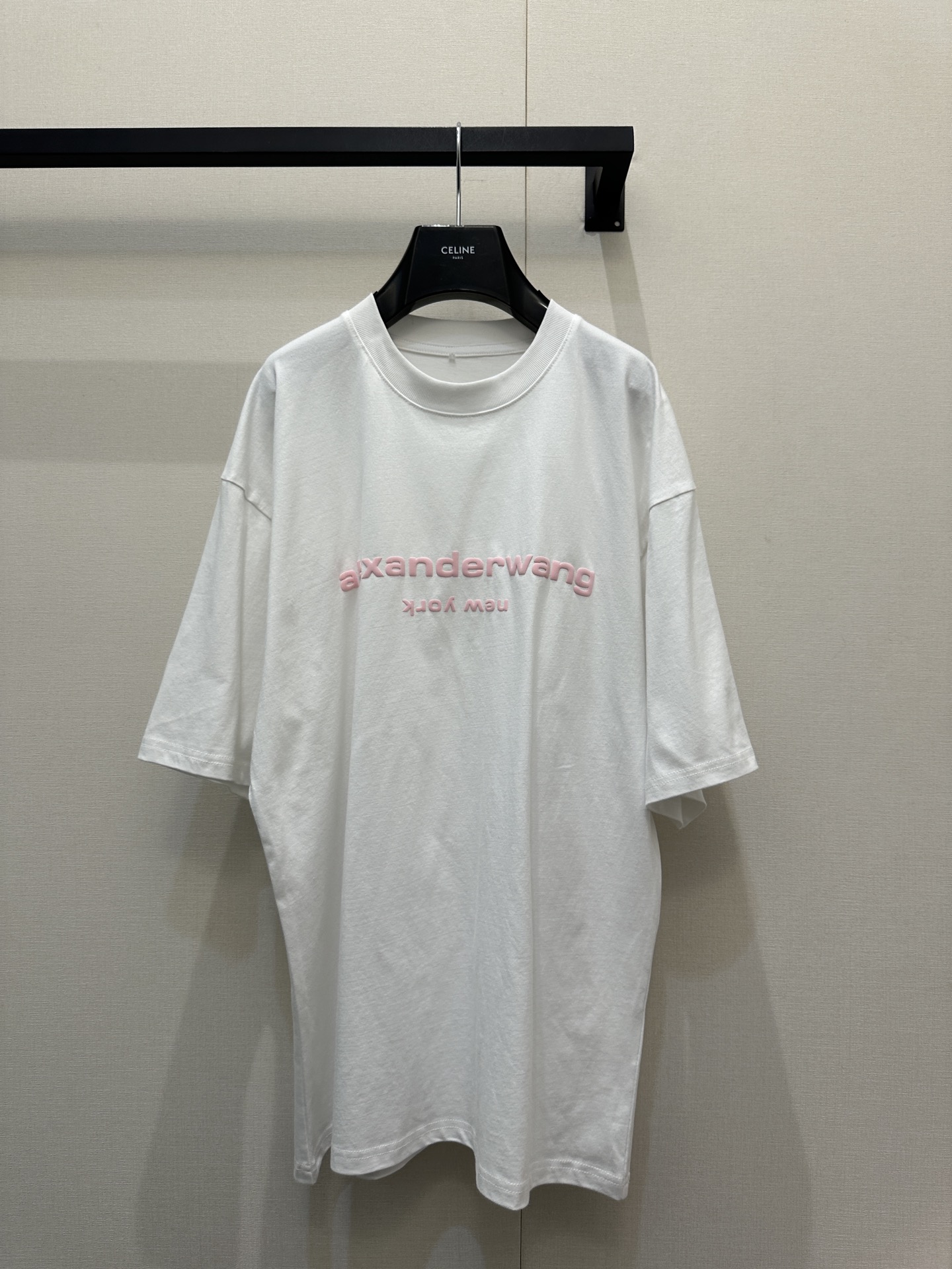 Alexander Wang 알렉산더 왕(AW) 입체 자수 로고 반팔 티셔츠 의류