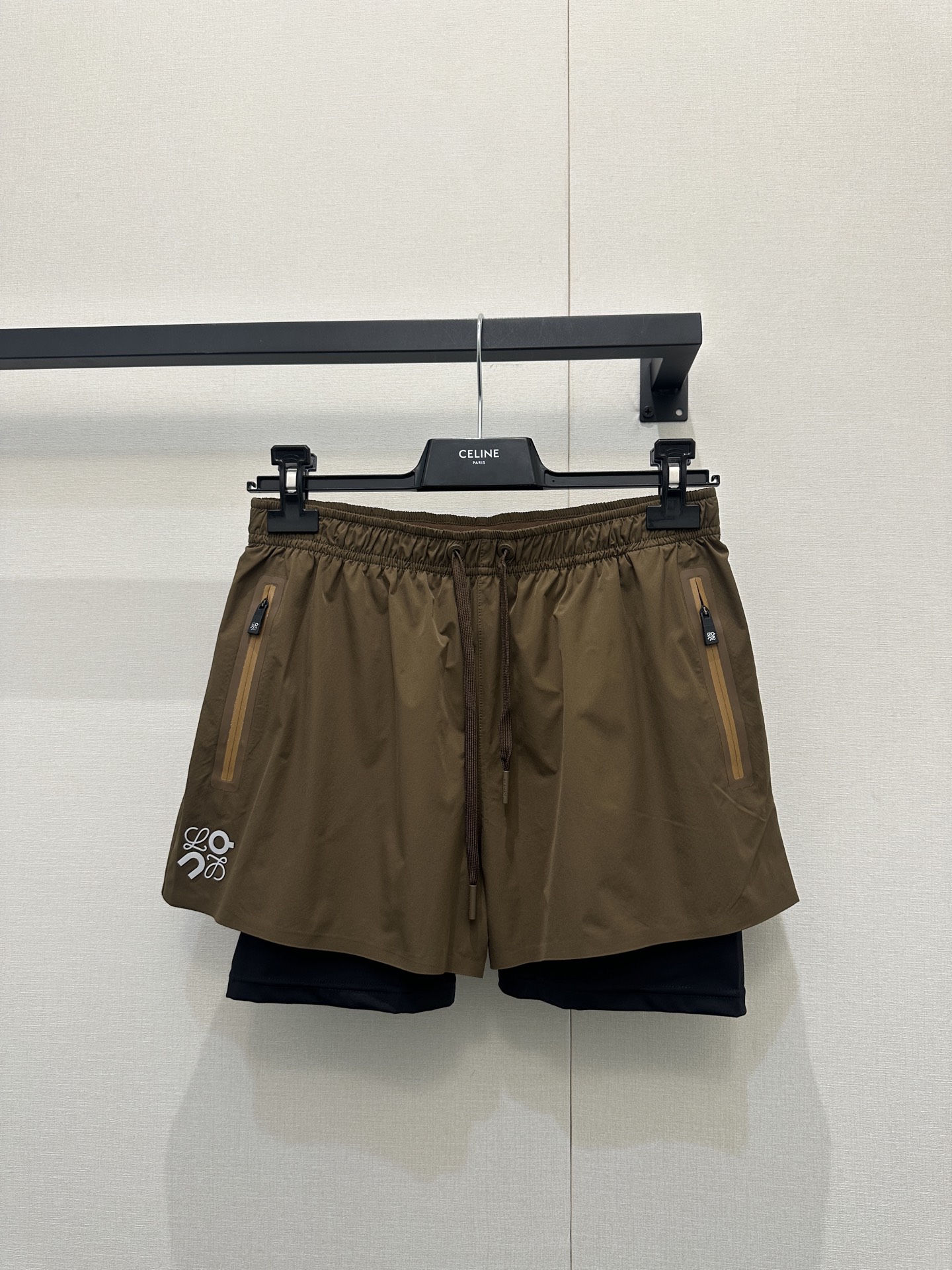 로에베(Loewe) x 온(On) 콜라보 런닝 숏팬츠 반바지 의류