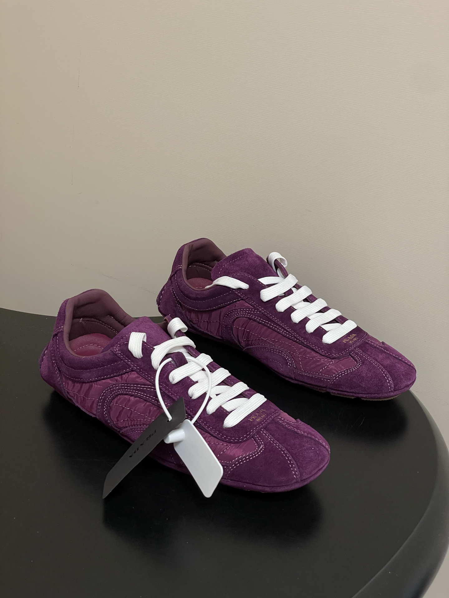 프라다(PRADA) 몬테카를로 스웨이드 스니커즈 신발