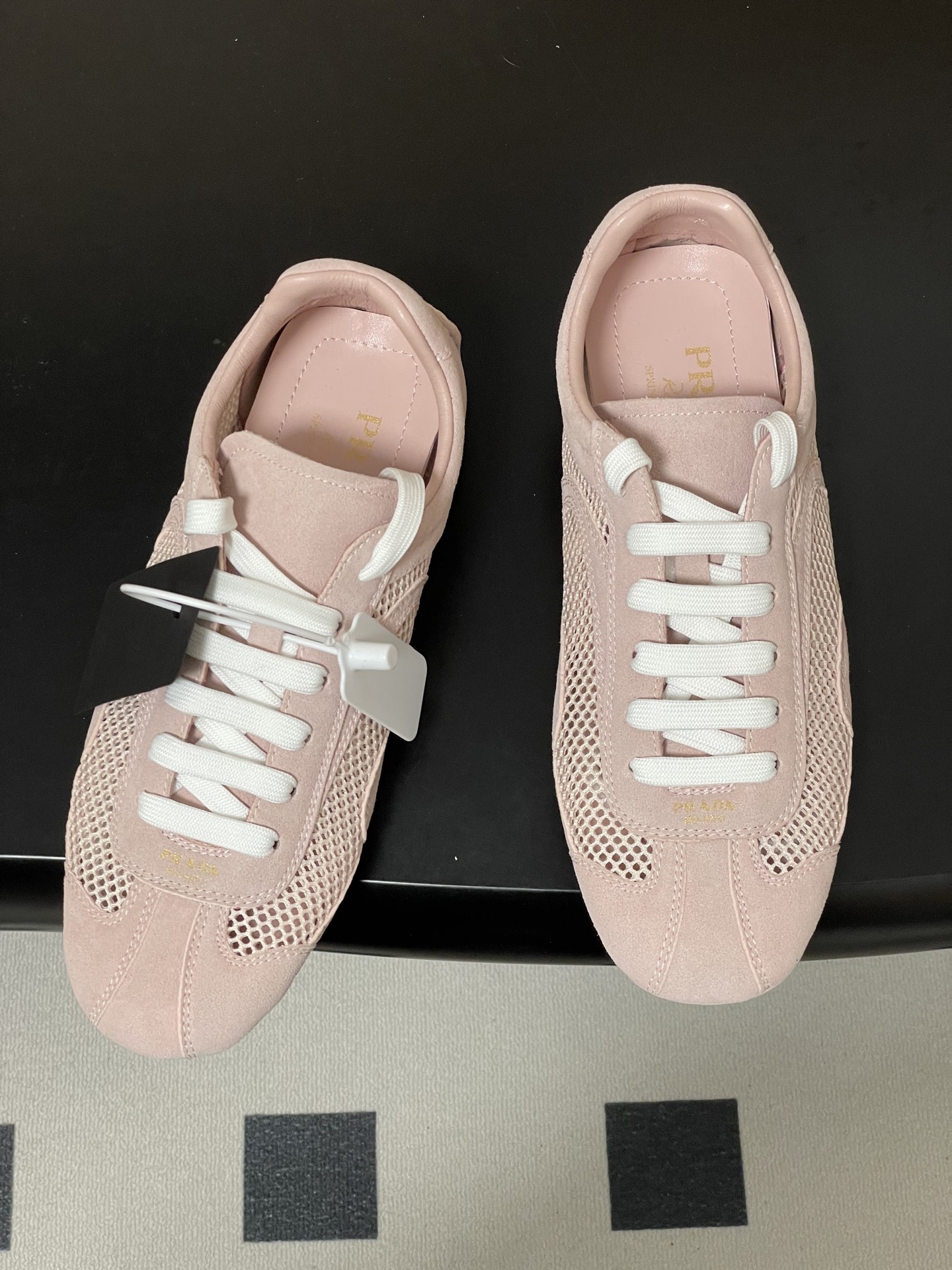 프라다(PRADA) 몬테카를로 스니커즈 신발