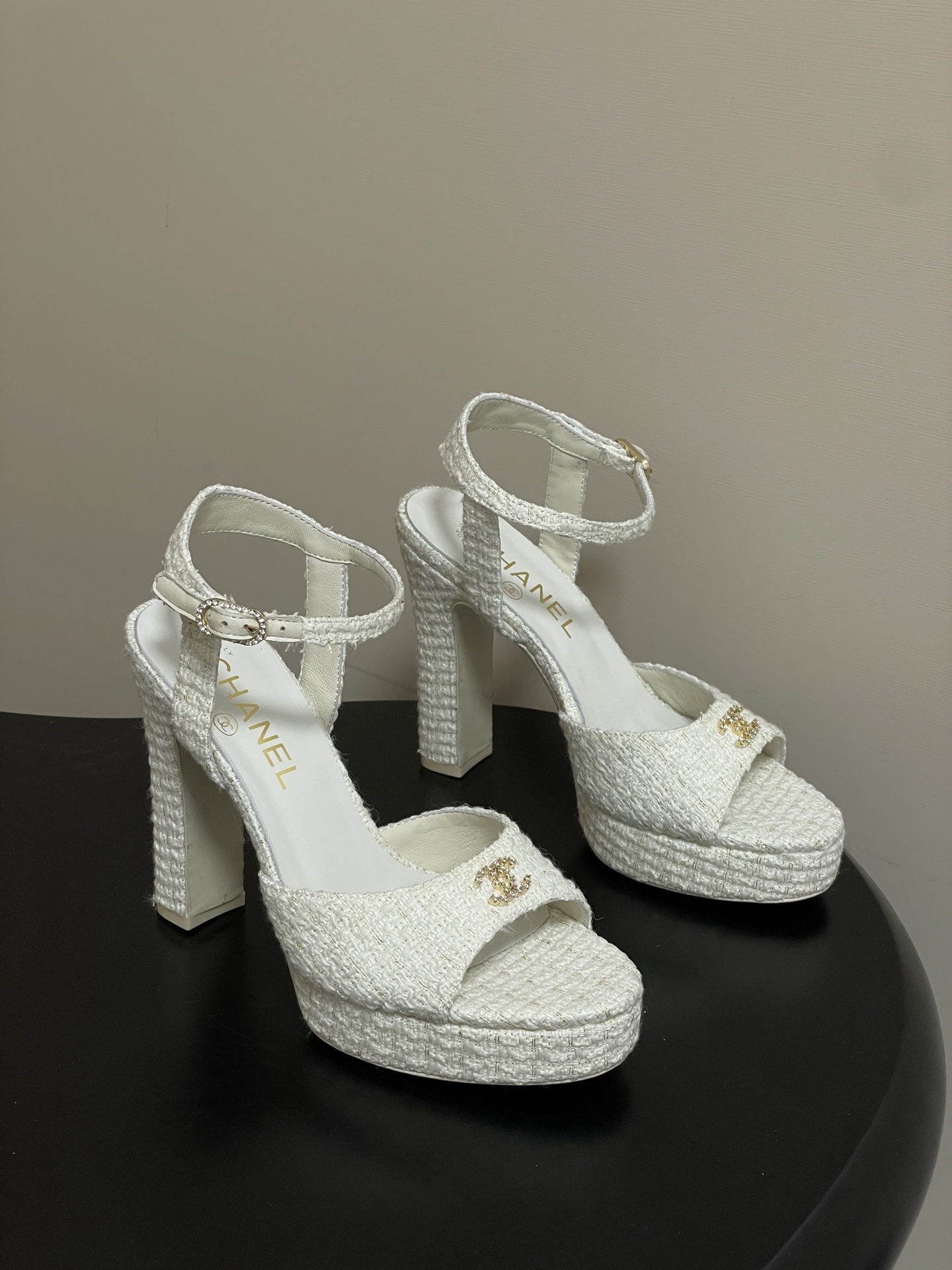 샤넬(CHANEL) 오픈토 플랫폼 샌들 힐 신발