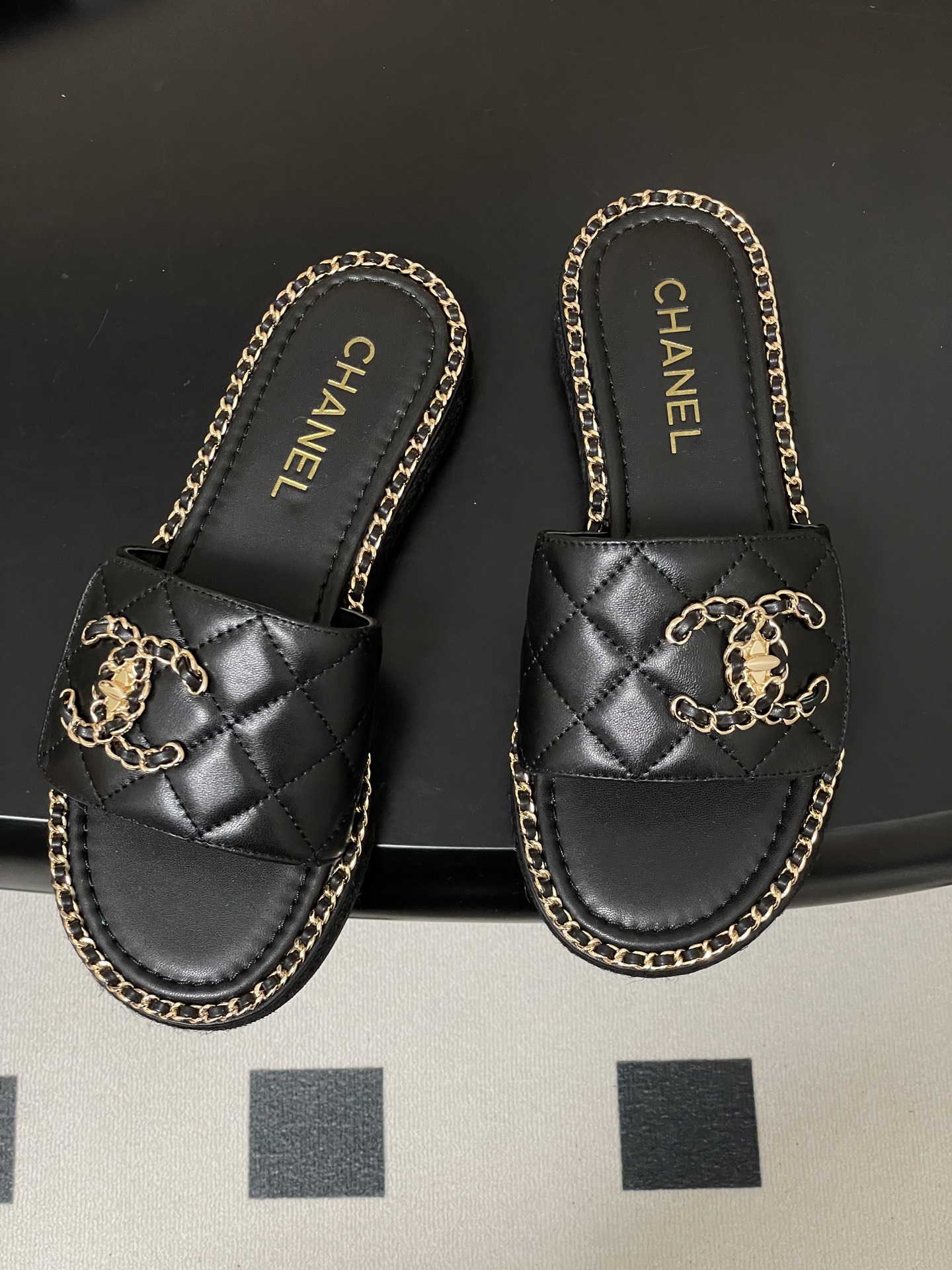 샤넬(CHANEL) 스트랩 벨크로 샌들 슬리퍼 신발