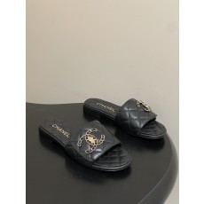 샤넬(CHANEL) 퀼팅 체인 벨크로 샌들 슬리퍼 신발