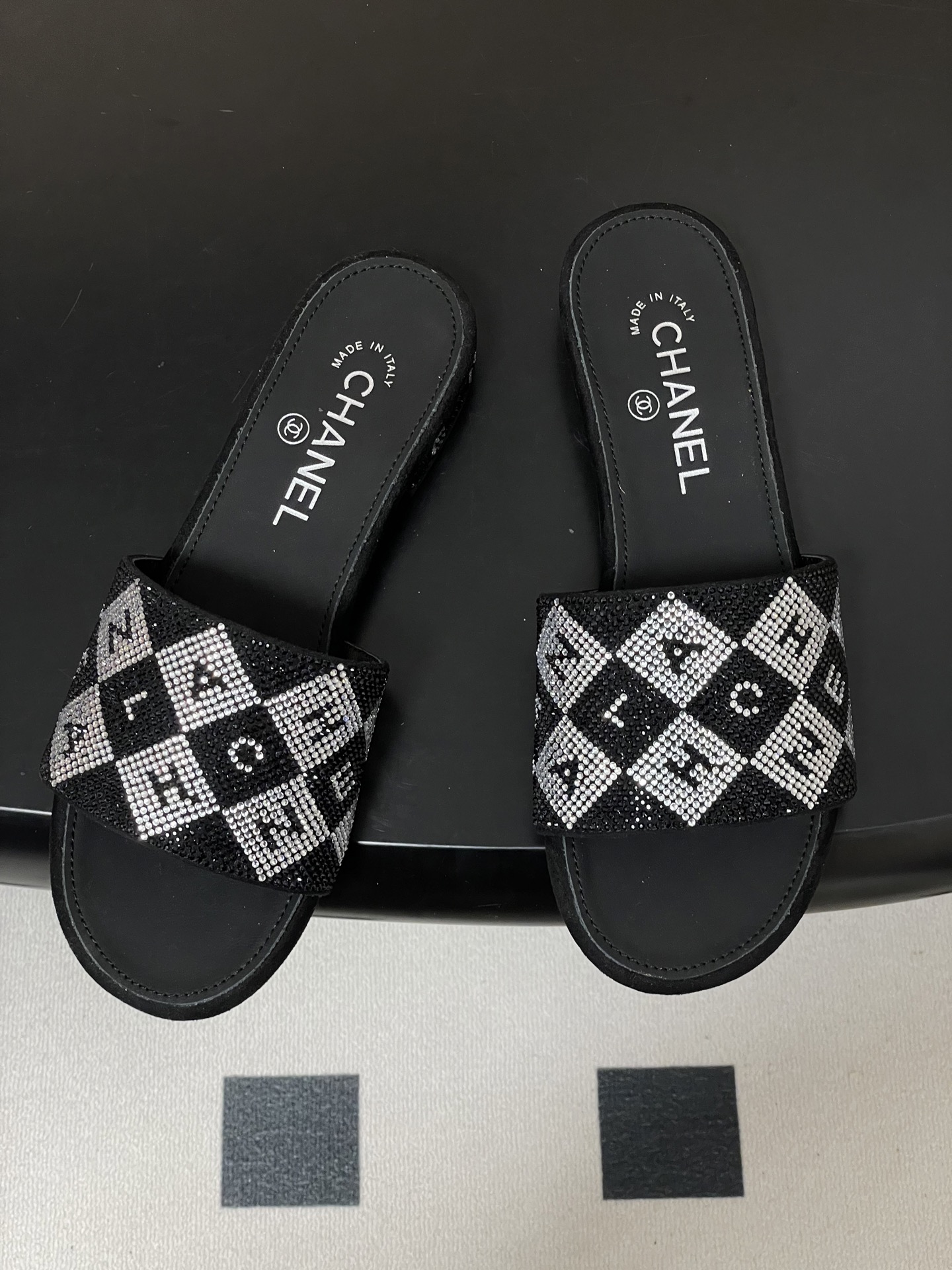 샤넬(Chanel) 더블C 수공예 쥬얼리 샌들 슬리퍼 신발 플랫