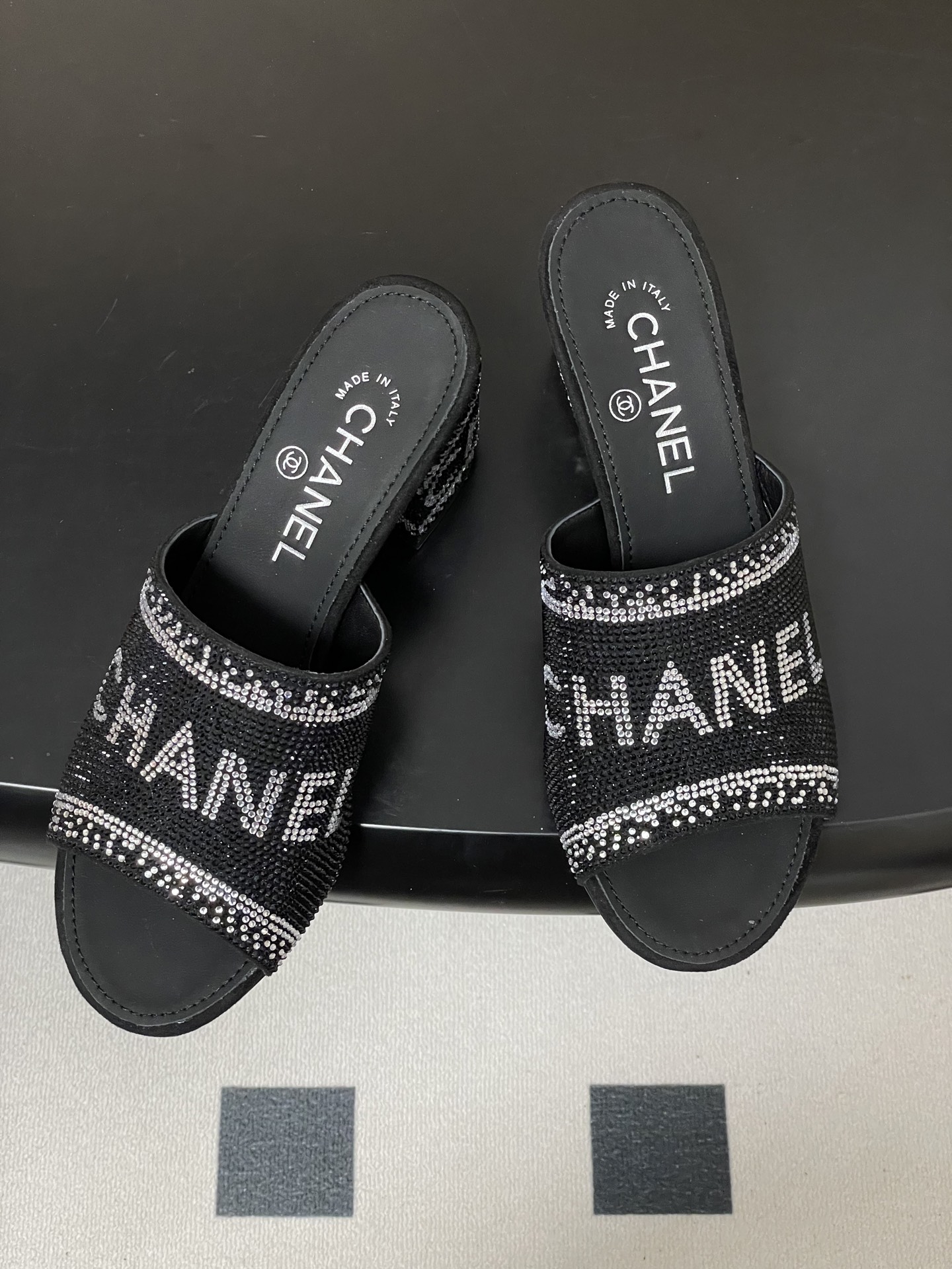 샤넬(Chanel) 더블C 수공예 쥬얼리 샌들 슬리퍼 신발 7cm