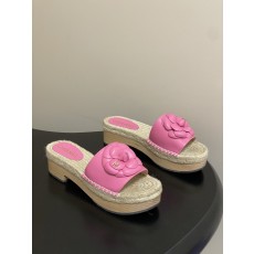 샤넬(Chanel) 카멜리아 퀼팅 우드 플랫폼 슬리퍼 샌들 신발