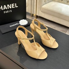 샤넬(Chanel) 26P 에나멜 메탈 로고 가보시 힐 샌들 신발