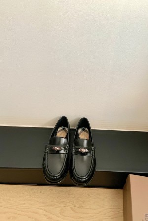 Burberry 버버리 다니엘 리 컬렉션 오일 왁스 로퍼 구두 신발