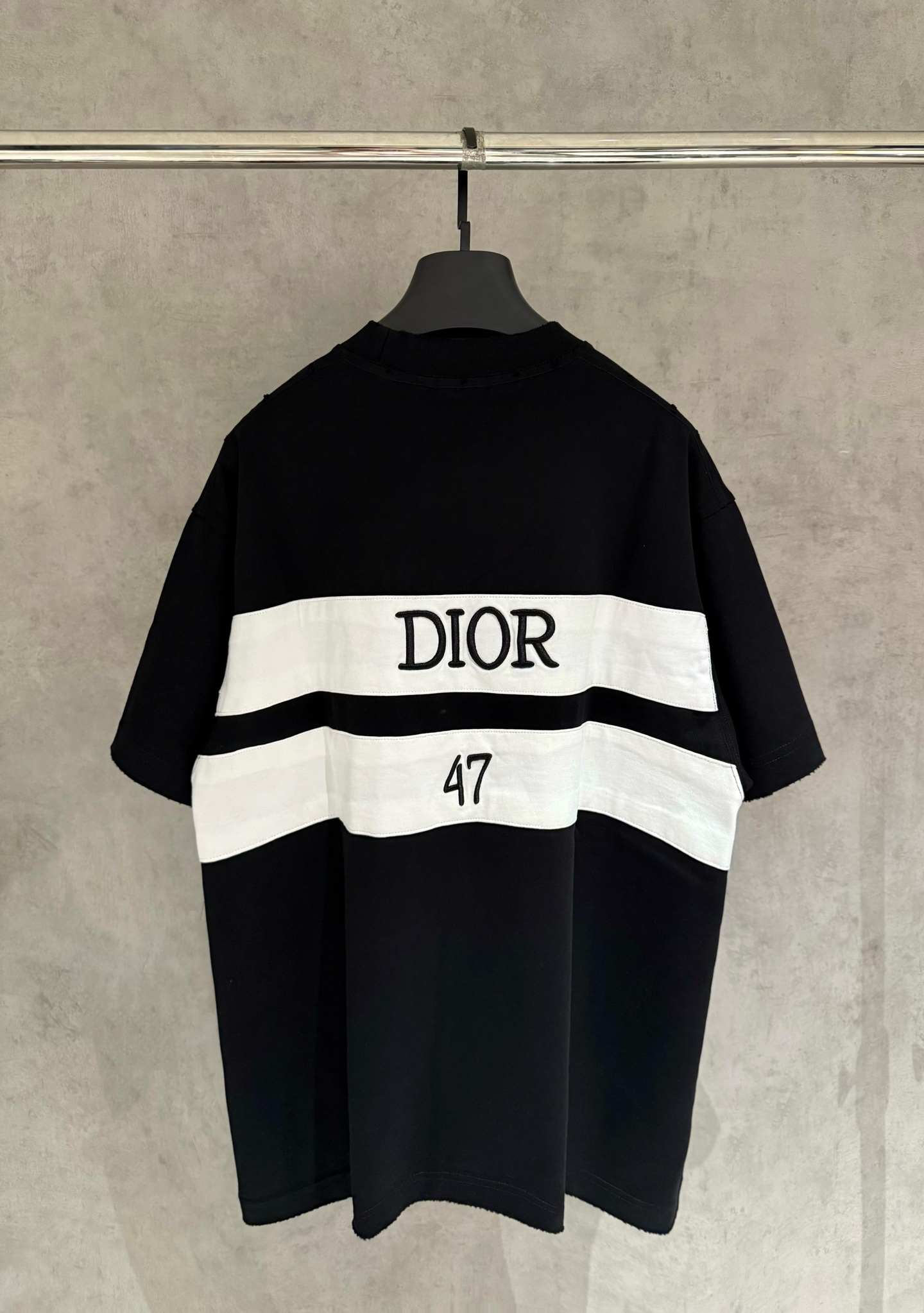디올(DIOR) 패치 자수 반팔 티셔츠 의류