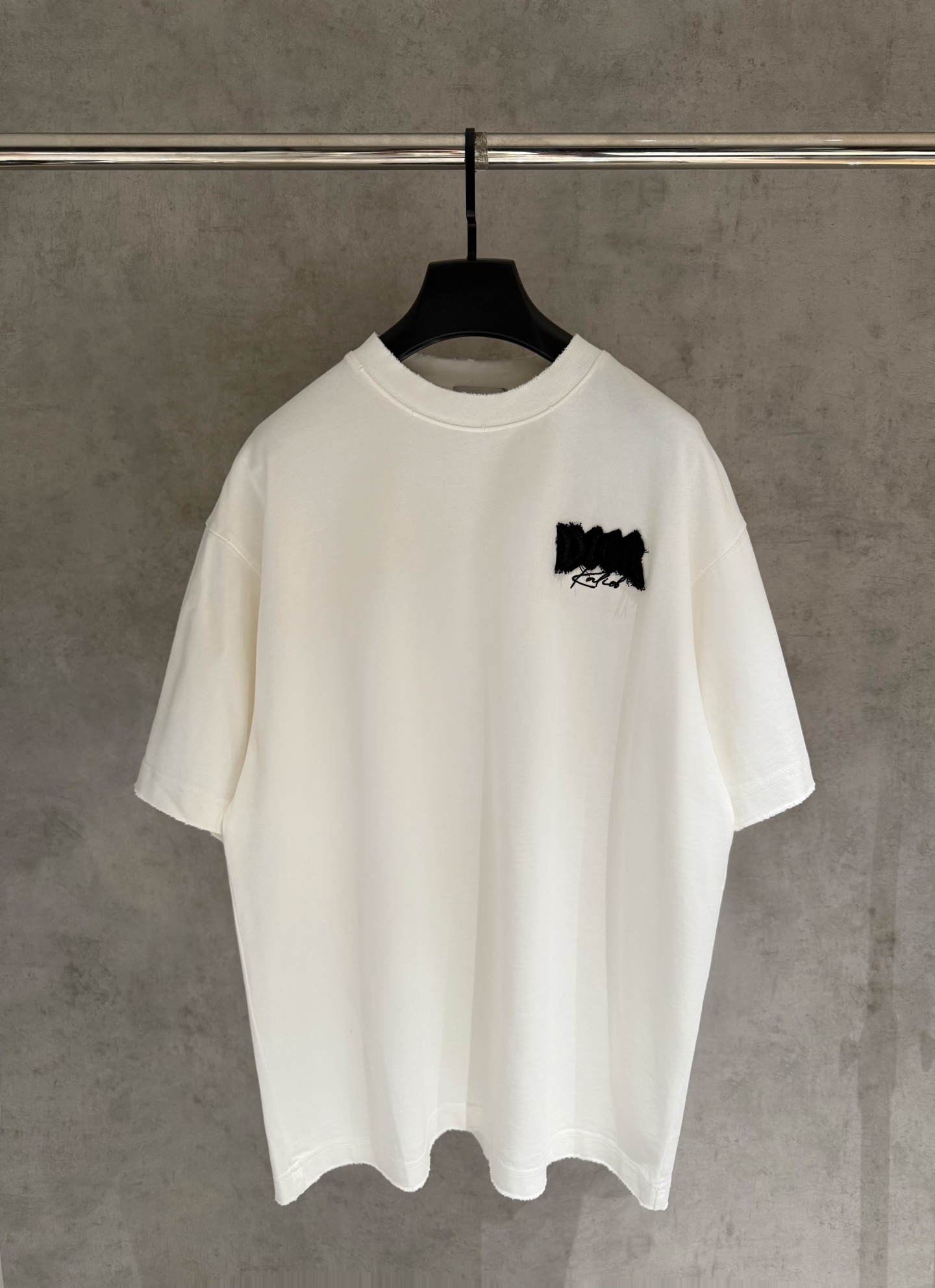 디올(DIOR) 패치 반팔 티셔츠 의류