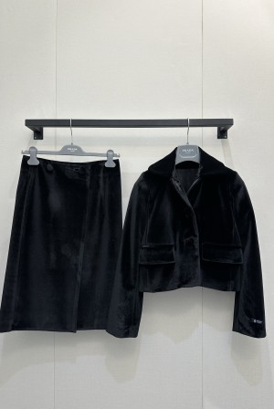 PRADA 프라다 클래식 벨벳 자켓 재킷 + 스커트 치마 세트 셋업 의류