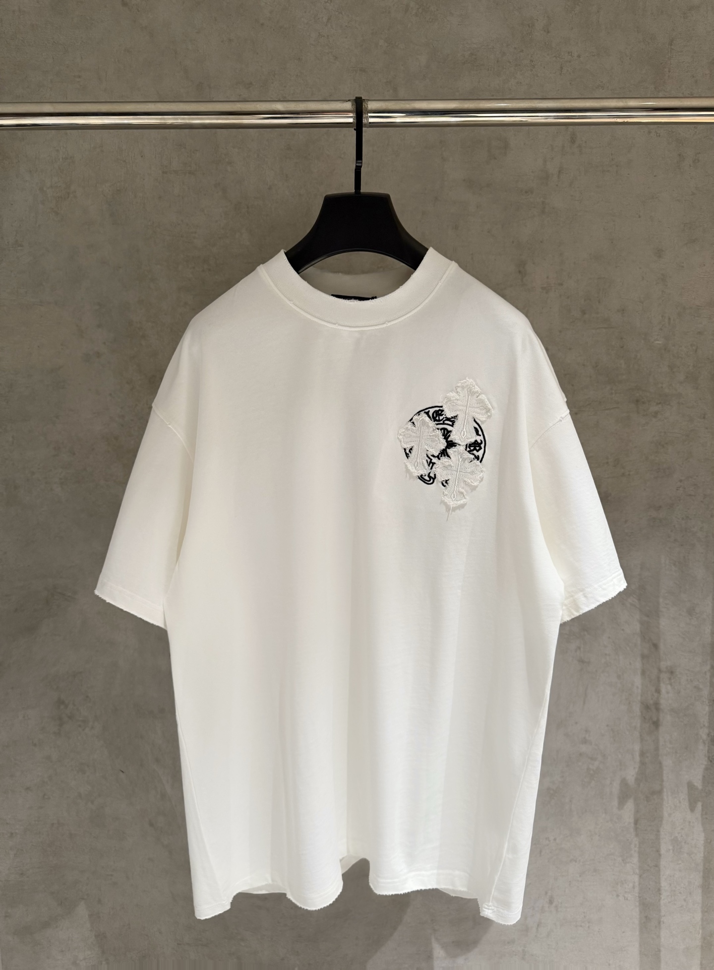 크롬하츠(CHROME HEARTS) 자수 반팔 티셔츠 의류