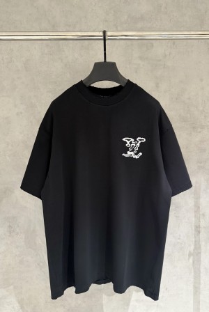 루이비통(LV) 자수 반팔 티셔츠 의류