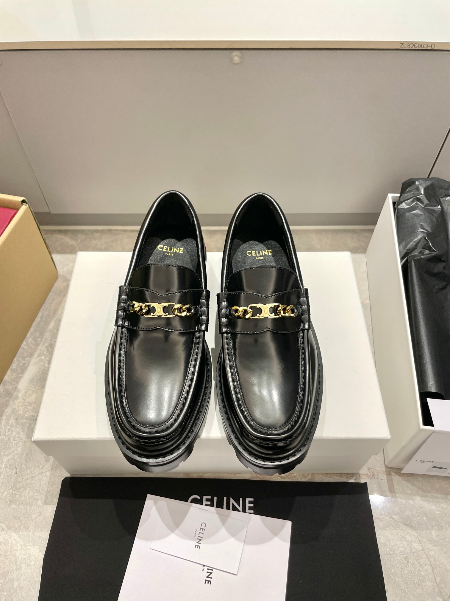 Celine 셀린느 트리오페 금장 로고 태슬 로퍼 구두 신발