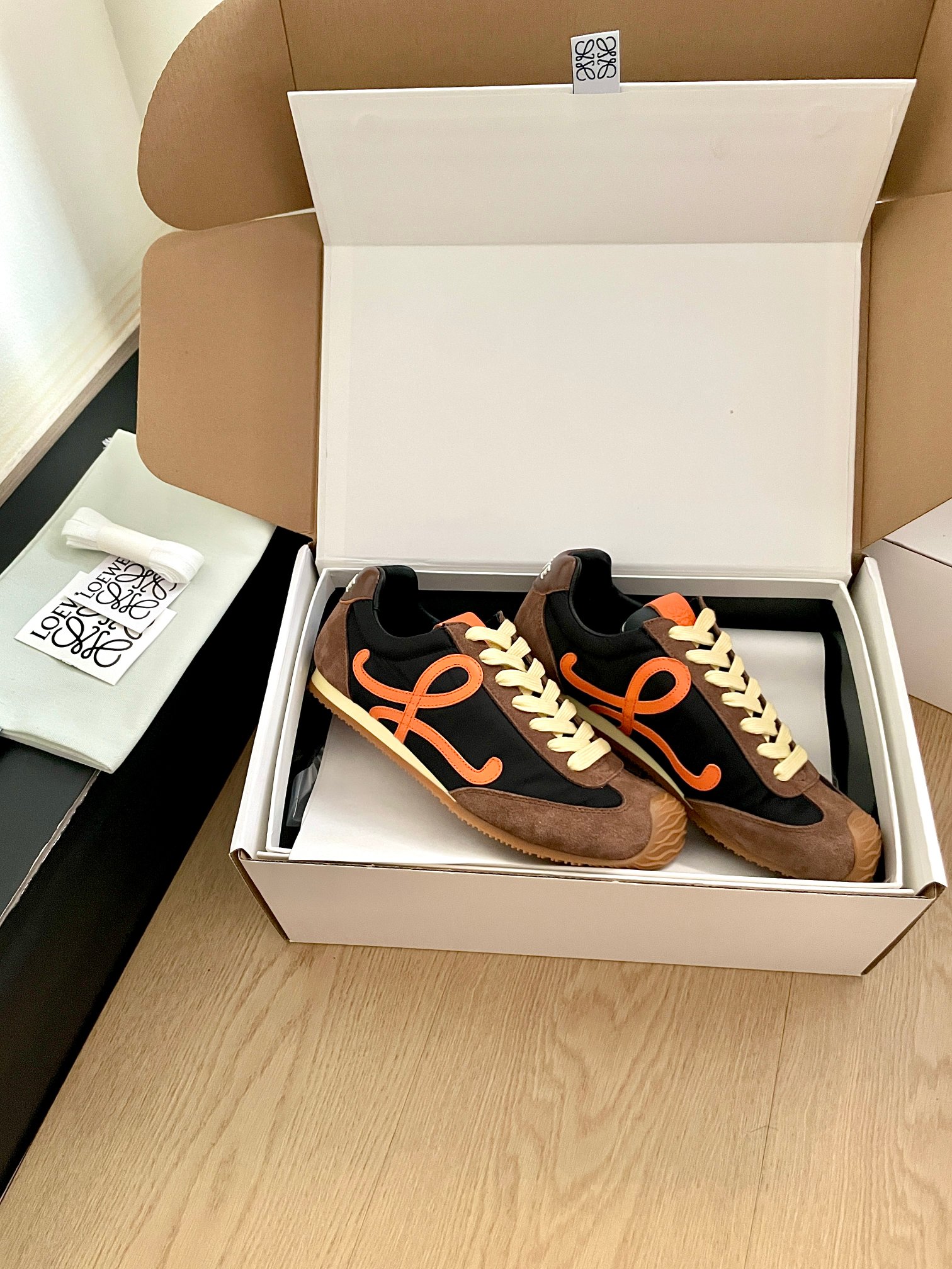 Loewe Ballet Runner 2.0 로에베 발레 러너 2.0 프리미엄 커플 스니커즈 신발