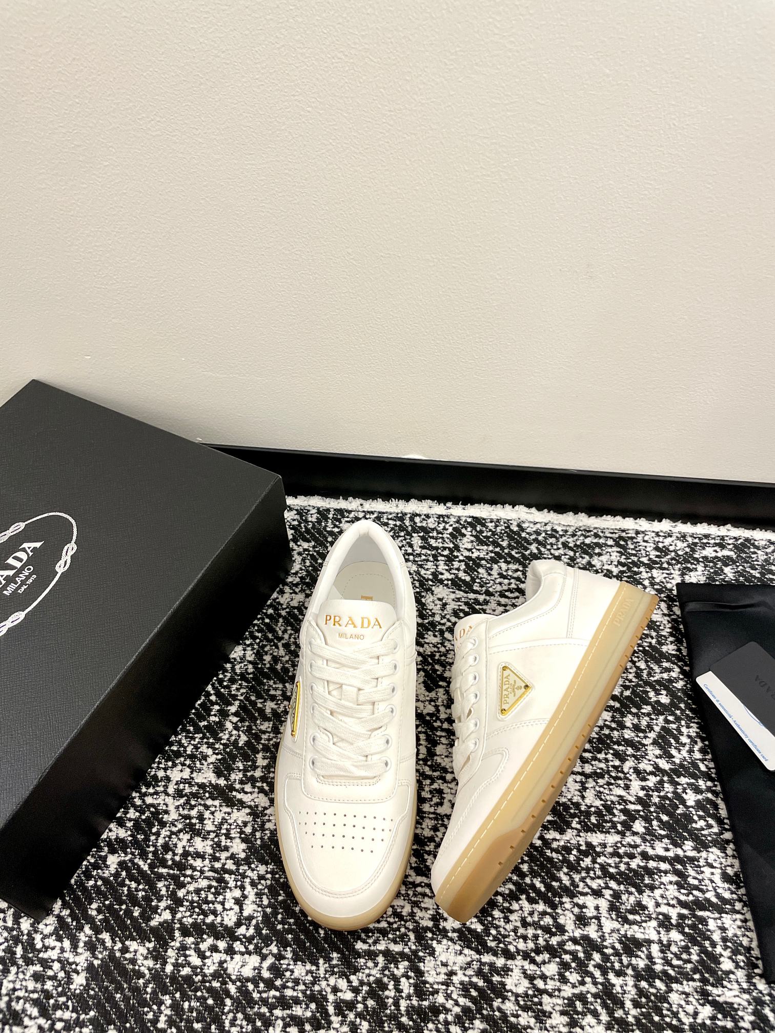 PRADA DOWN TOWN 프라다 다운타운 시그니처 커플 스니커즈 신발