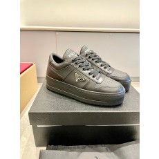PRADA 프라다 신상 키높이 화이트 스니커즈 신발