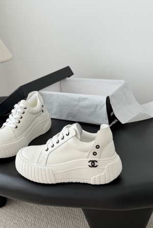 Chanel 샤넬 26C 신상 키높이 플랫폼 스니커즈 신발