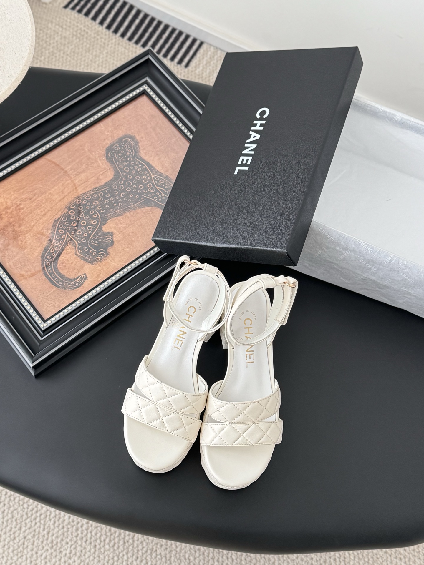 샤넬(CHANEL) 핸드메이드 아틀리에 로퍼 신발