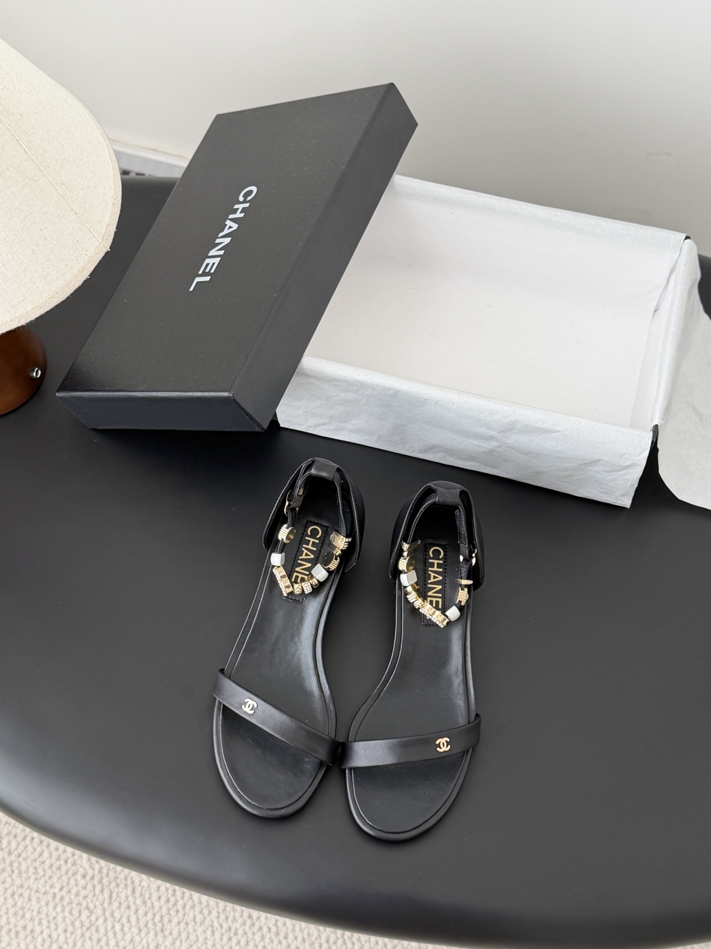 샤넬(CHANEL) 아틀리에 샌들 신발
