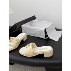 샤넬(CHANEL) 스프링 로고 슬리퍼 신발