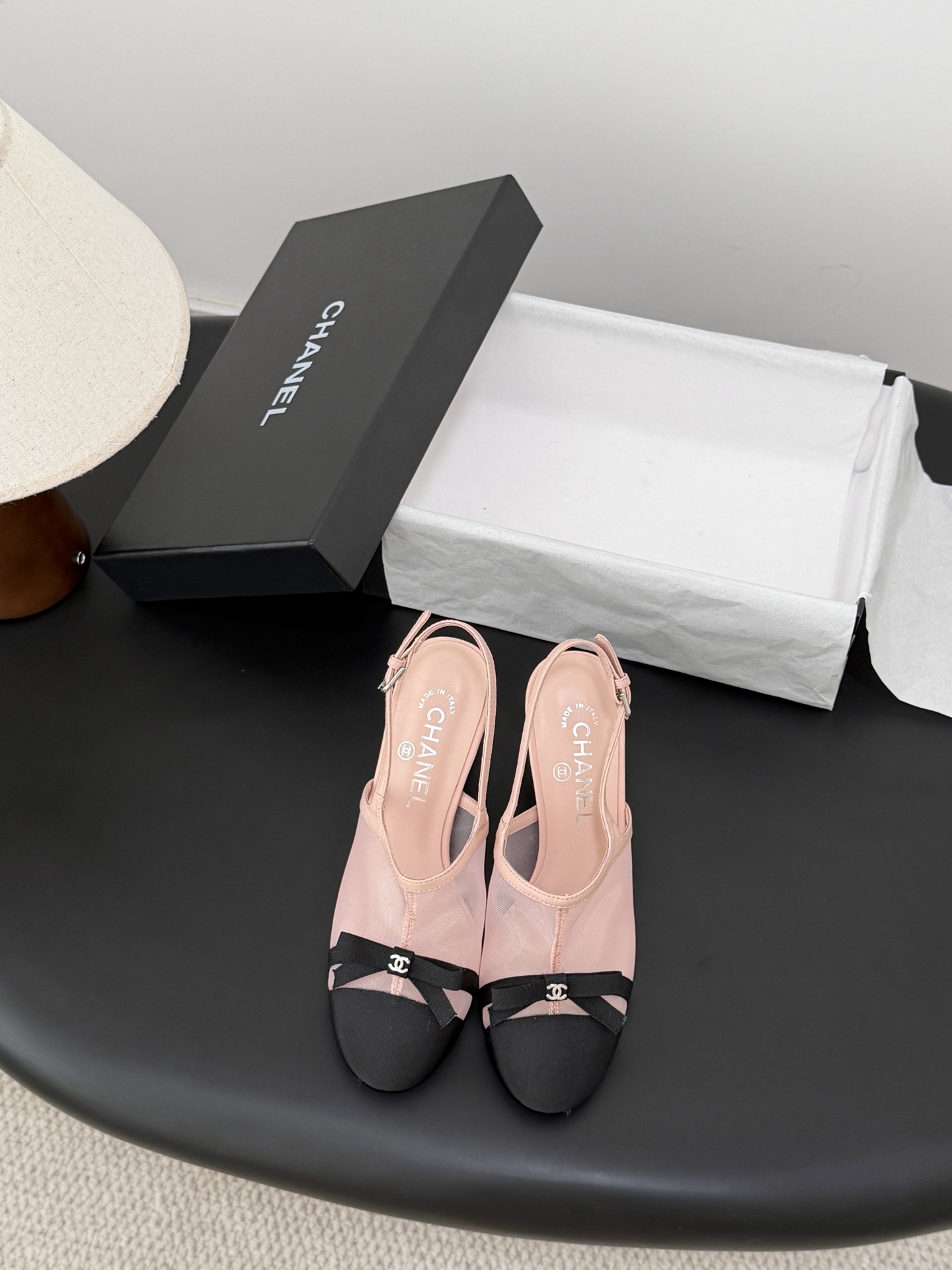 샤넬(CHANEL) 리본 메쉬 미들힐 펌프스 신발
