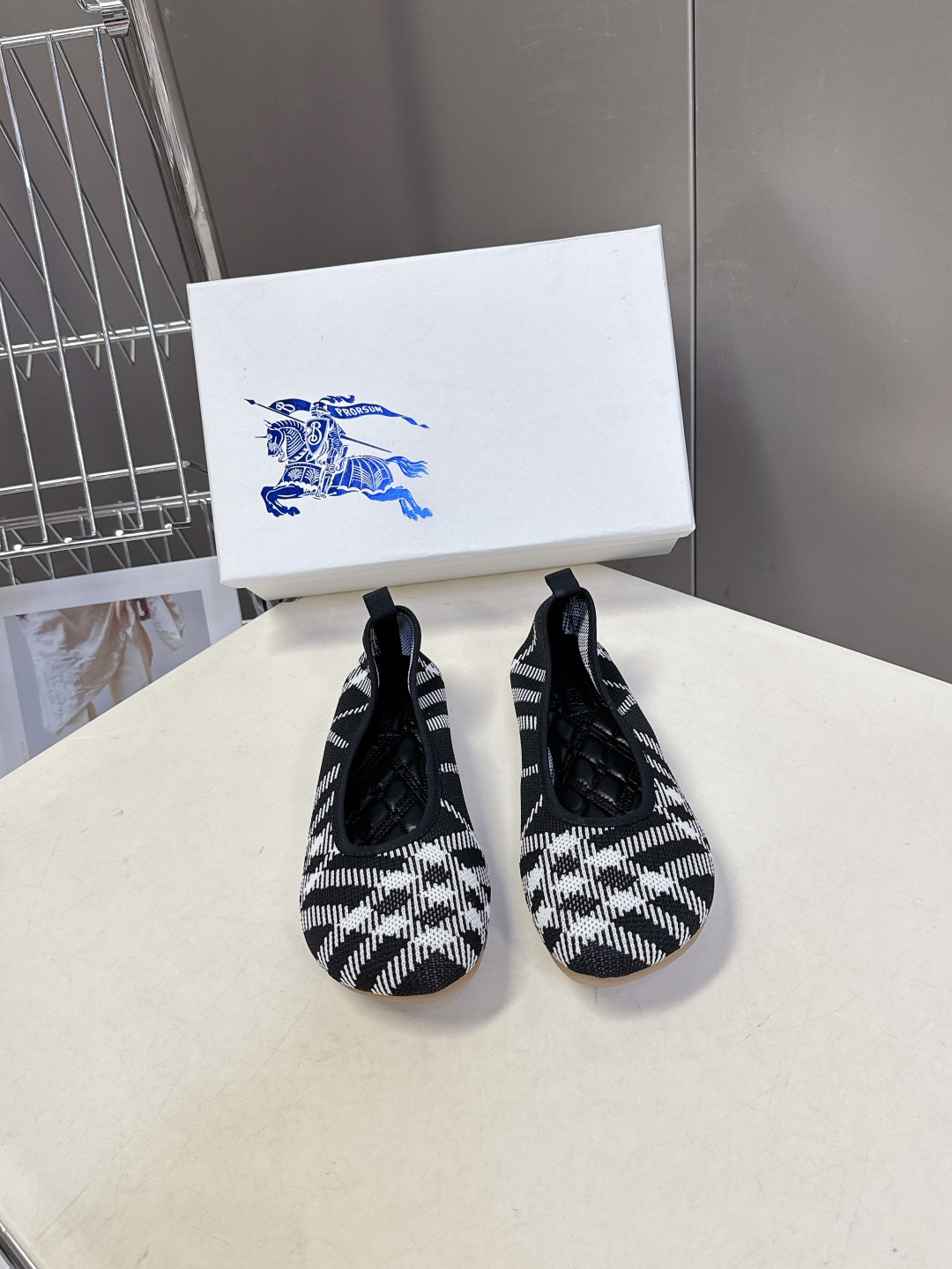 Burberry 버버리 미니멀 메리제인 플랫 슈즈 신발