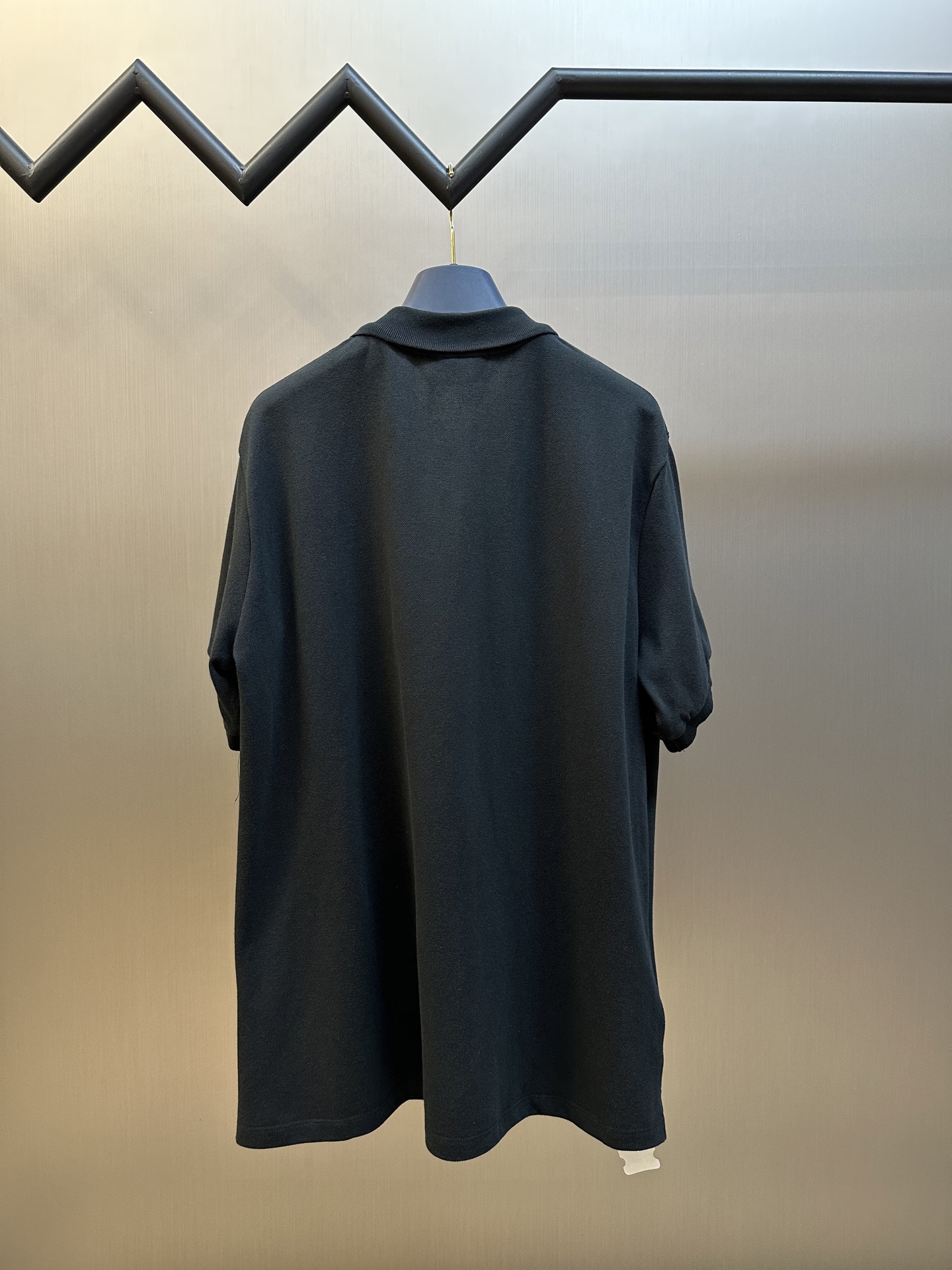 미우미우(MIU MIU) 로고 자수 폴로 셔츠 의류