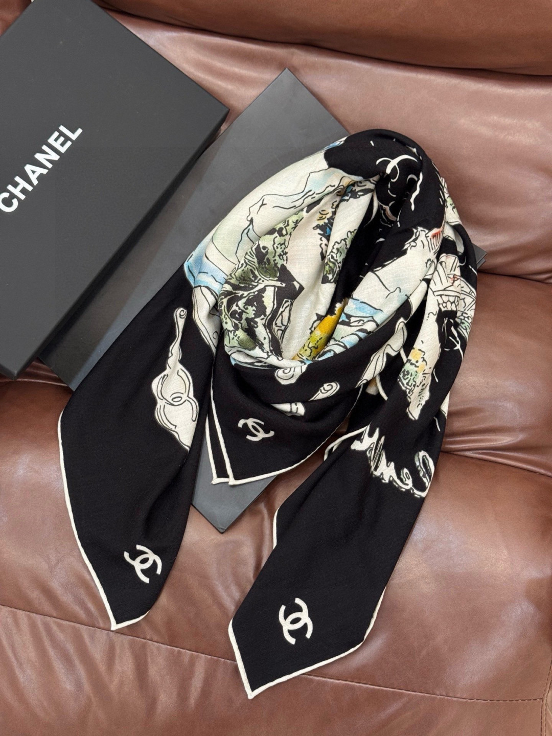 샤넬(CHANEL) 아뜰리에 컬렉션 캐시미어 실크 목도리 스카프