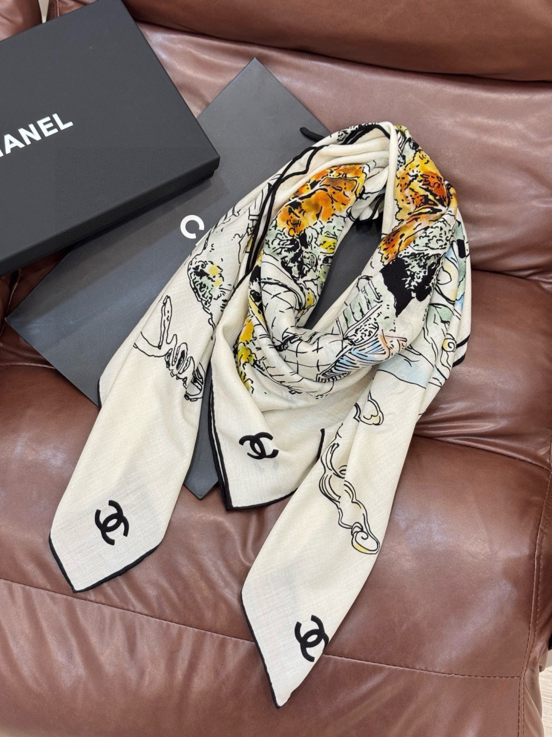 샤넬(CHANEL) 아뜰리에 컬렉션 캐시미어 실크 목도리 스카프