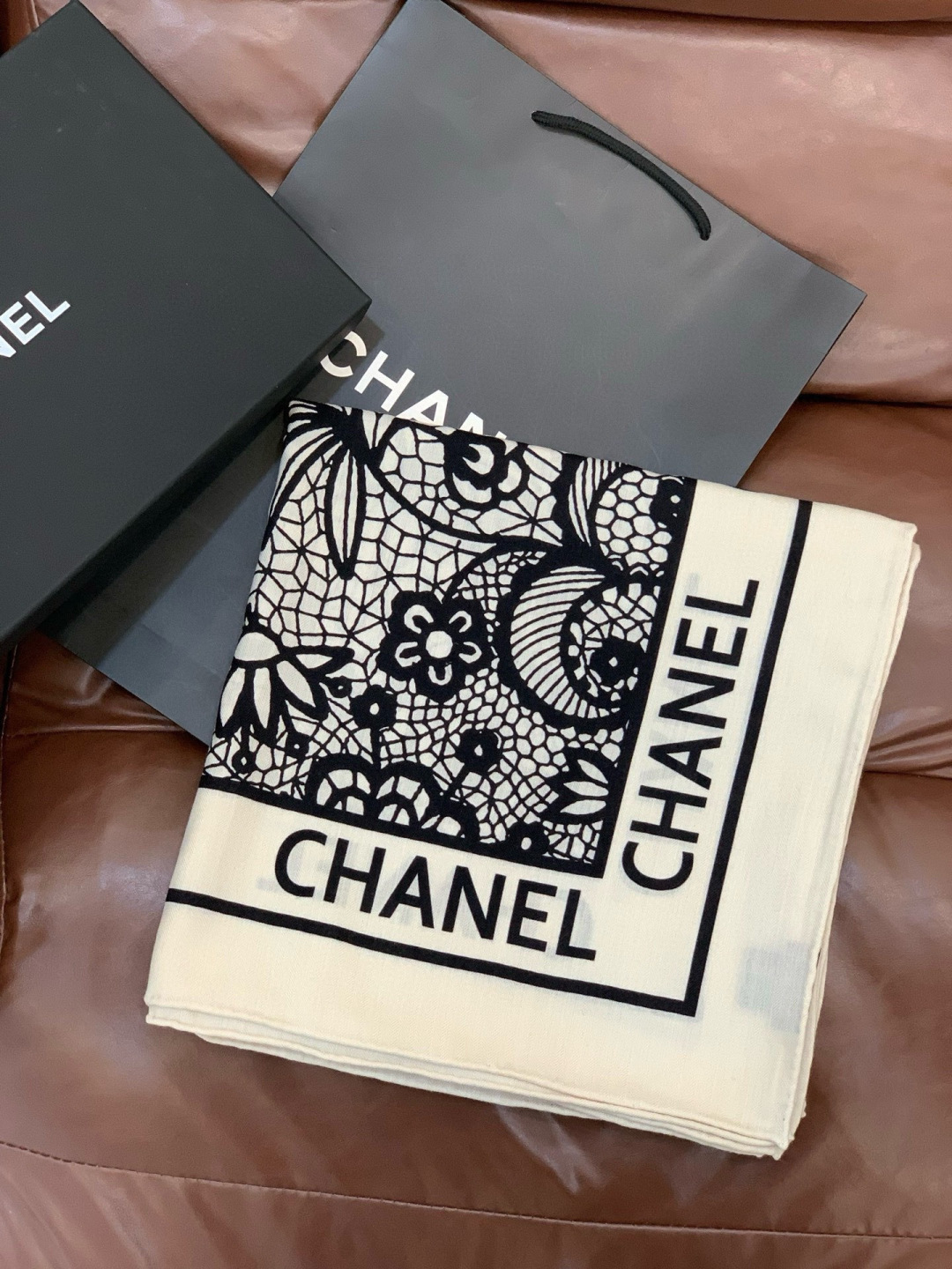 샤넬(CHANEL) 캐시미어 실크 목도리 스카프