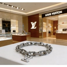 루이비통(LV) 쿠바 체인 팔찌 악세사리