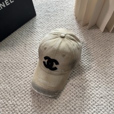 샤넬(CHANEL) 로고 볼캡 모자