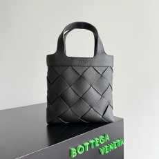 보테가 베네타(Bottega Veneta) 디아고(Diago) 위빙 크로스백 (837364) 인트레치아토 숄더백 가방 블랙
