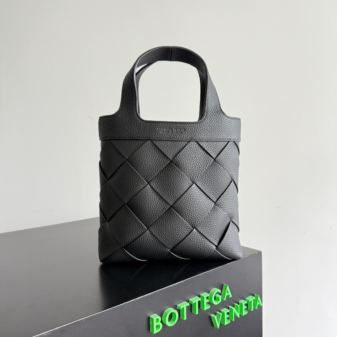 보테가 베네타(Bottega Veneta) 디아고(Diago) 위빙 크로스백 (837364) 인트레치아토 숄더백 가방 블랙