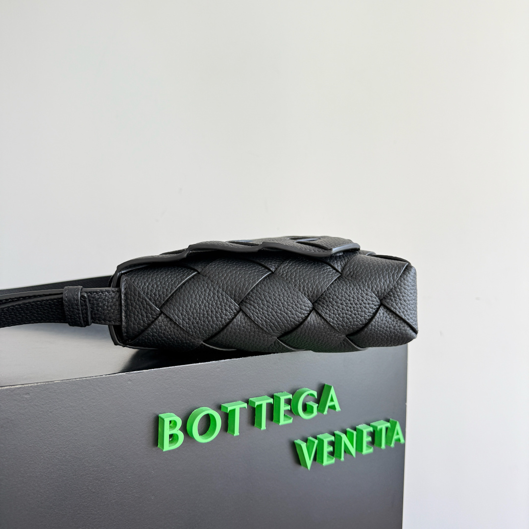 BOTTEGA VENETA BV 보테가 베네타 Diago 디아고 라지 (815796) 크로스백 가방 블랙