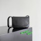 BOTTEGA VENETA BV 보테가 베네타 베네토(Veneto) 플랩 메신저 크로스백 가방 843836 블랙