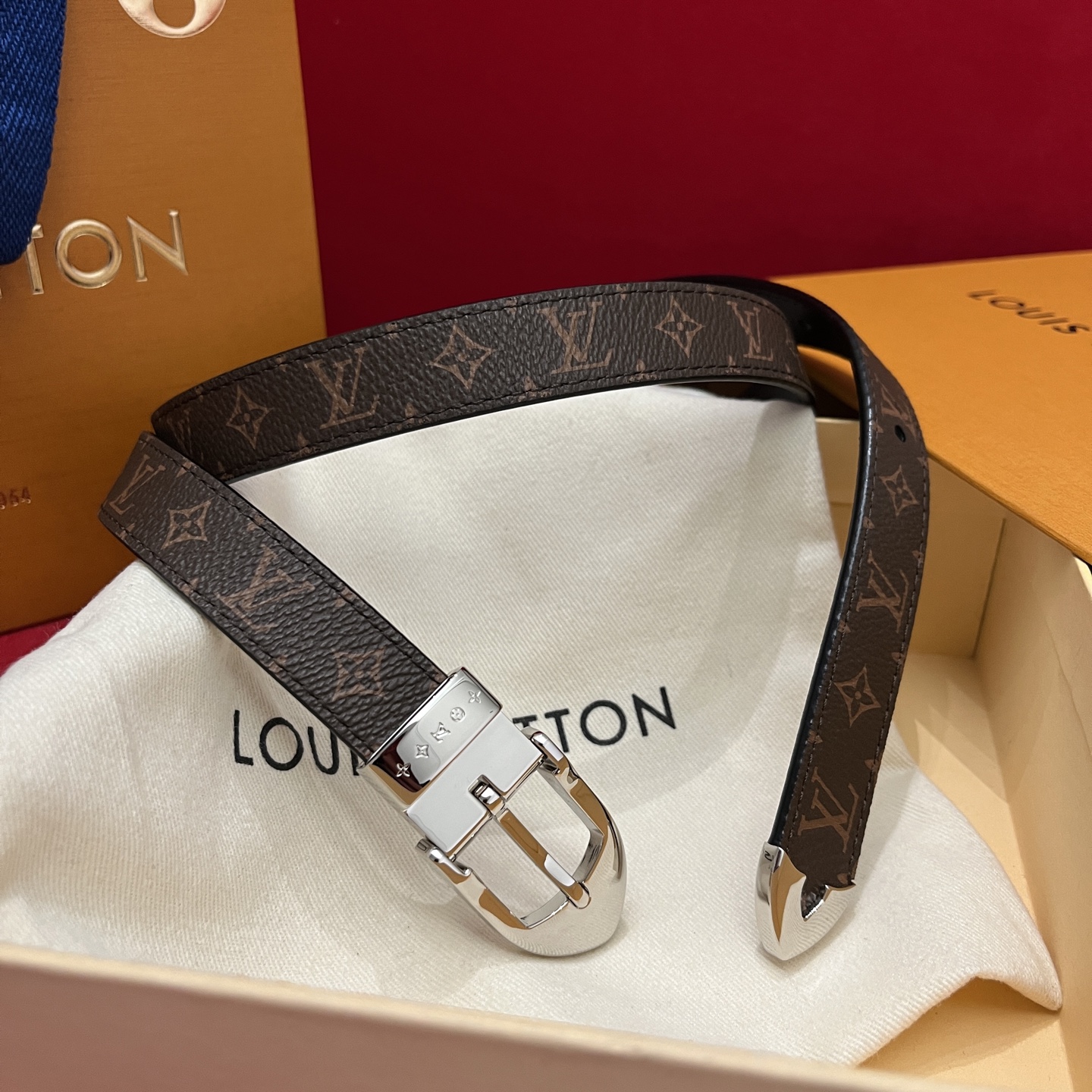 LV 루이비통 여성용 슬림 주얼리 벨트