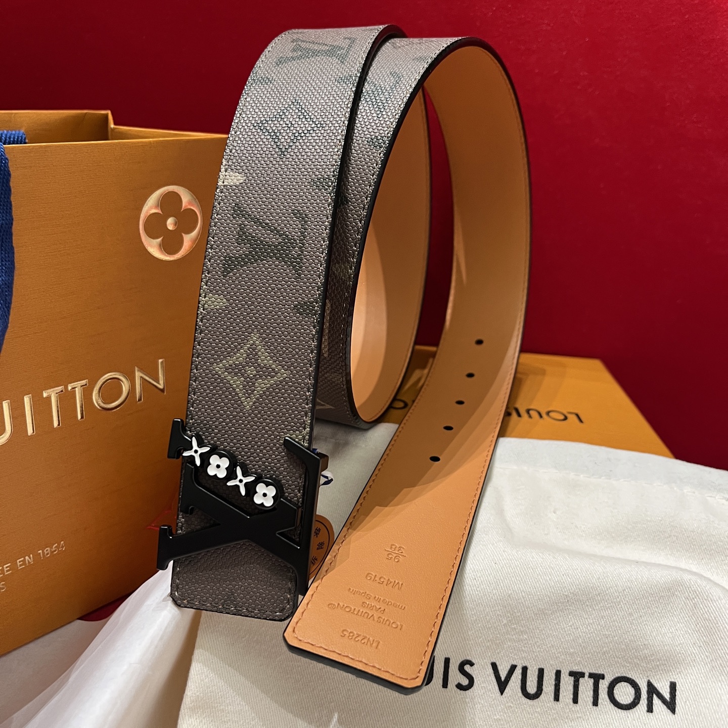 LV 루이비통 남성용 뉴 트렌디 양면 벨트