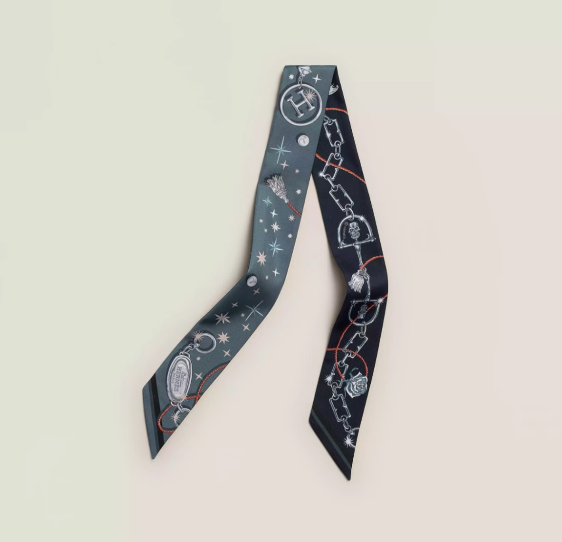 에르메스(HERMES) 트윌리 실크 목도리 스카프