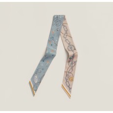 에르메스(HERMES) 트윌리 실크 목도리 스카프