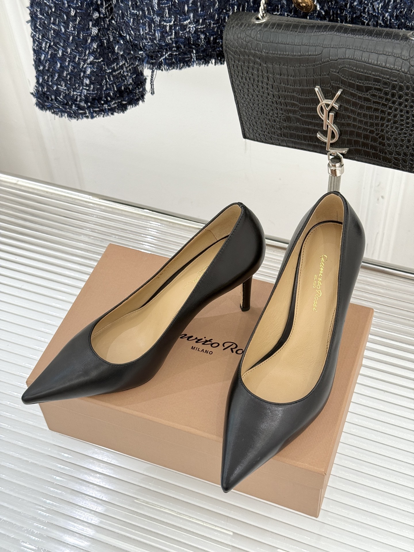 Gianvito Rossi 지안비토 로시 클래식 미니멀 펌프스 힐 구두 신발