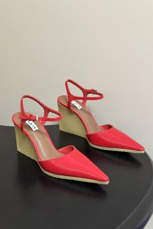 알라이아(ALAIA) 페이턴트 큐브 힐 슬링백 신발