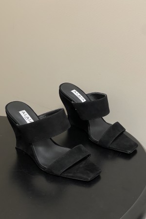 알라이아(ALAIA) 스웨이드 웨지 뮬 구두 신발
