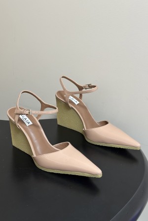 알라이아(ALAIA) 페이턴트 큐브 힐 슬링백 신발