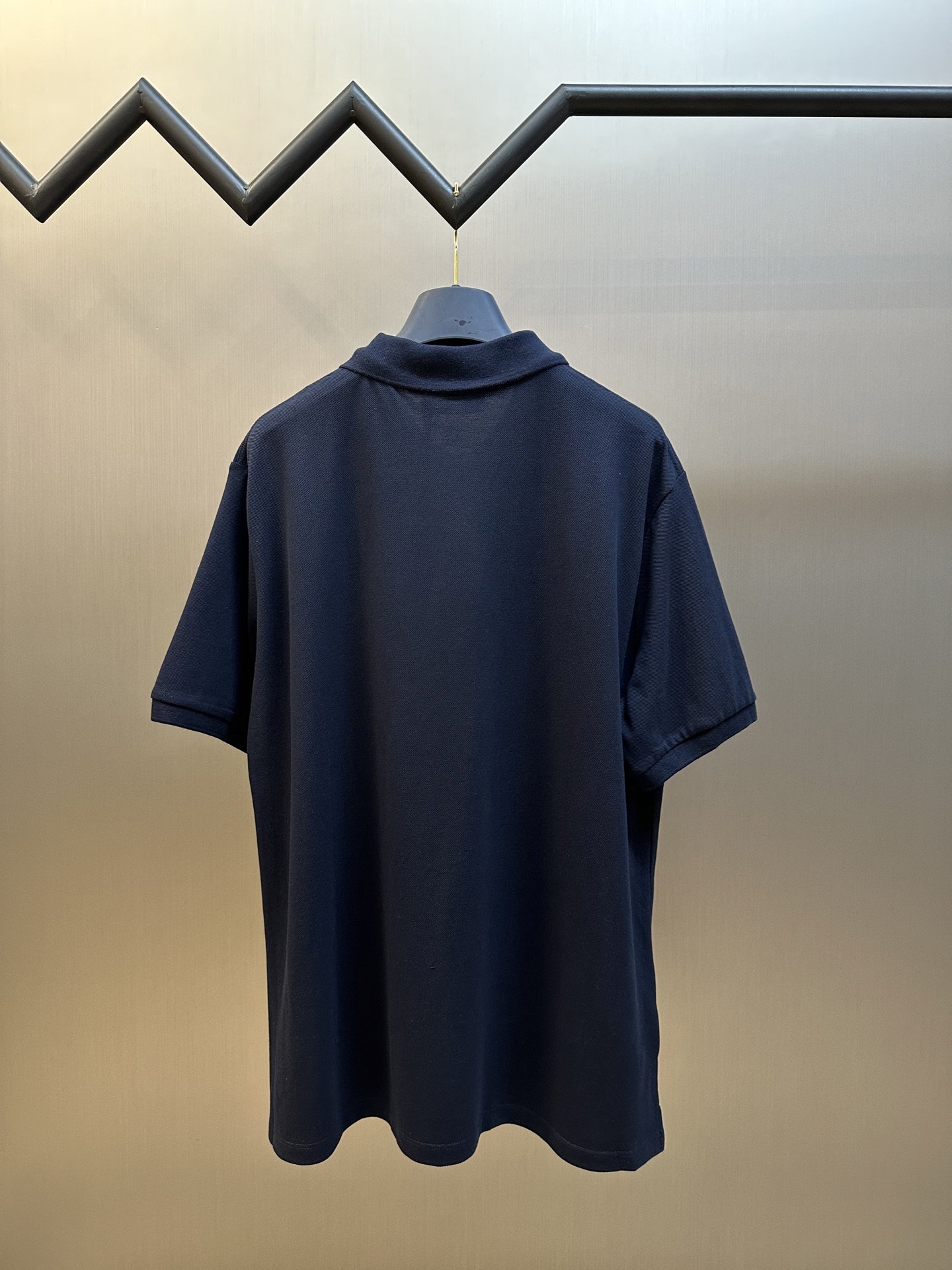 미우미우(MIU MIU) 로고 자수 폴로 셔츠 의류