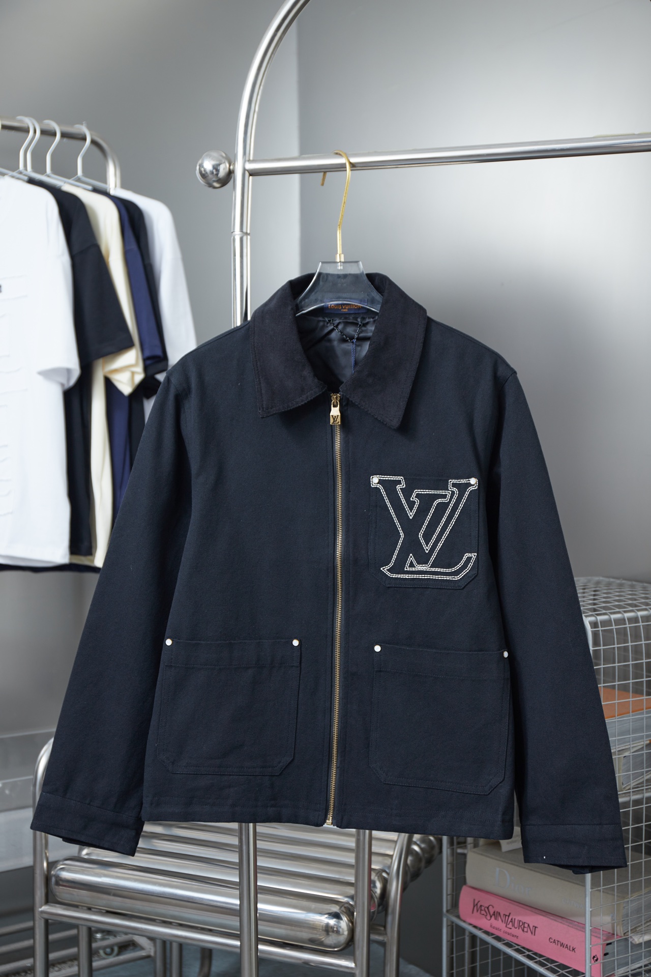 루이비통(LV) 포켓 자수 캔버스 자켓 의류